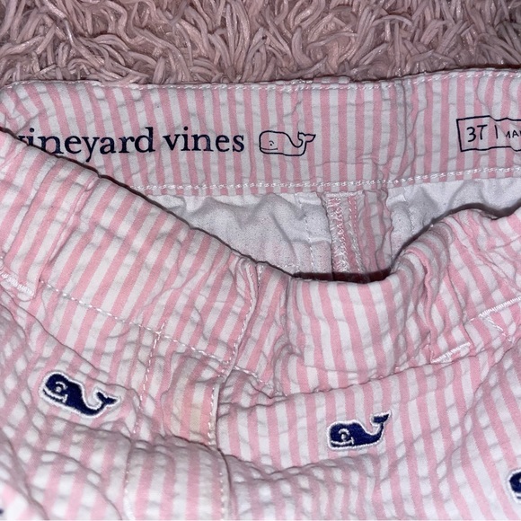 Vineyard Vines Shorts - Picture 3 of 3
